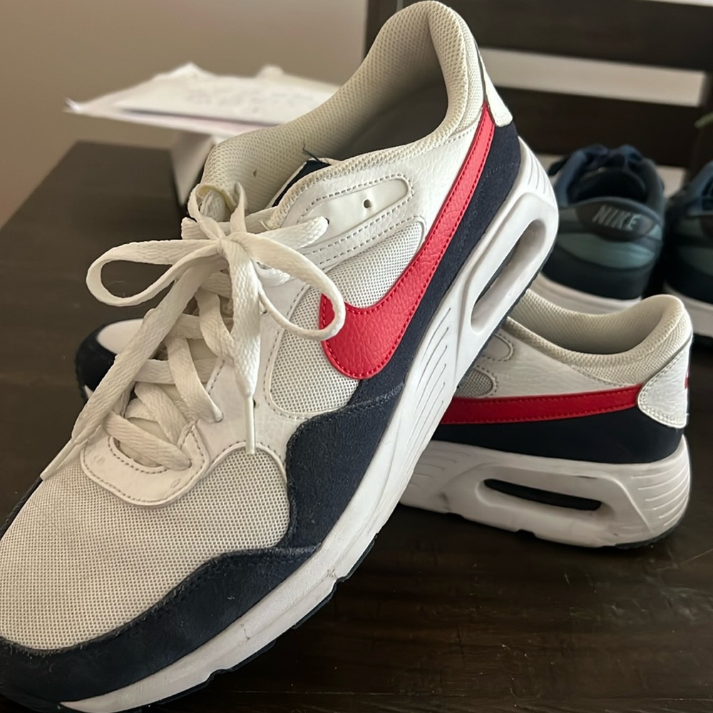 Gently worn Nike Air without box. Size 10